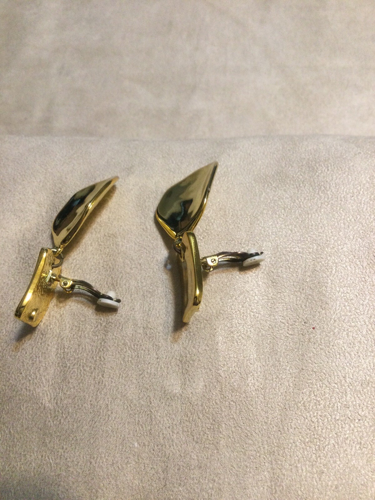 Clip Square Oval Dangle Gold Tone Earrings Very Light Weight