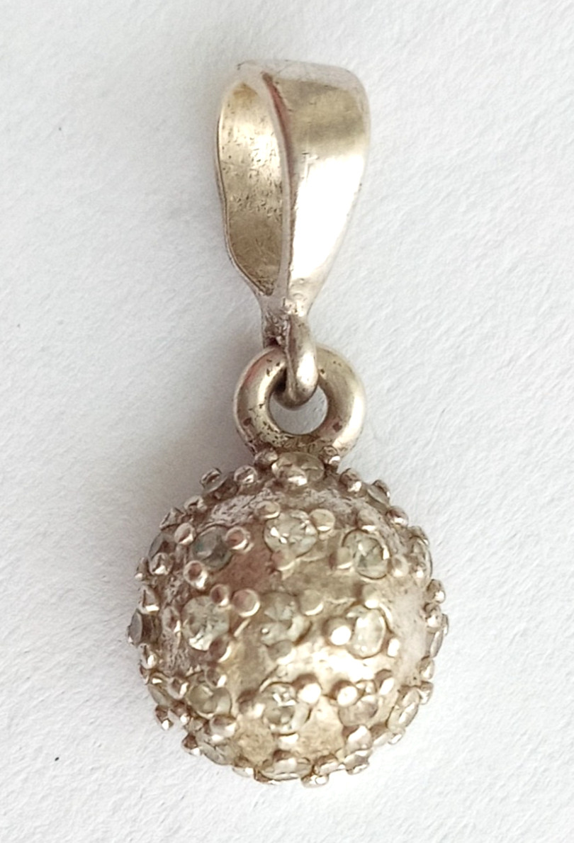Vintage Beautiful Pendant White stones Sterling Silver 925 test Women’s Jewelry