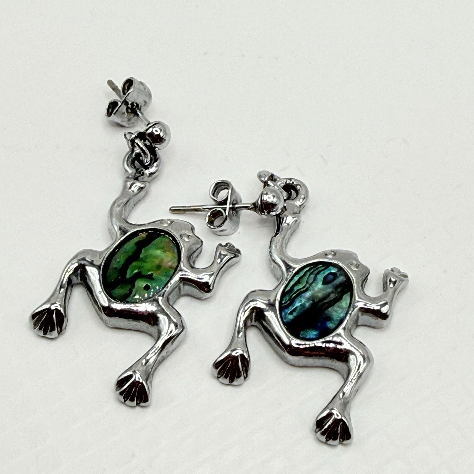 Cute Abalone Paua Shell Silver Tone Frog Animal 90s 1” Pierced Earrings