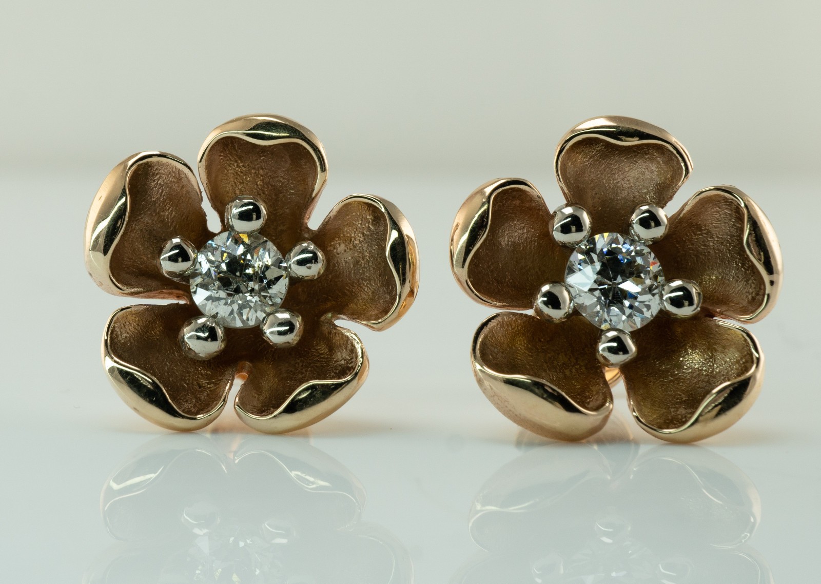 Natural Diamond Earrings Flower 14K Gold Studs Floral European cut 1.00 TDW