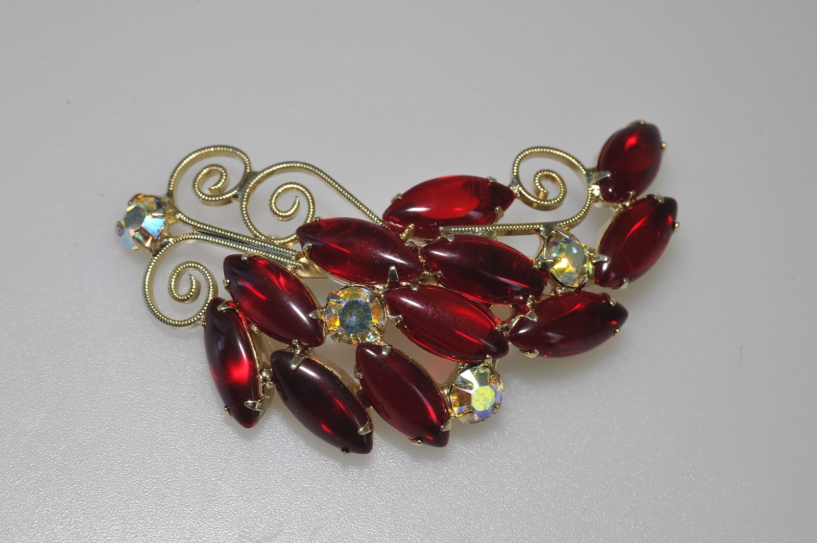 Brooch AB RED RHINESTONE FLOWER spray scroll prong open R34