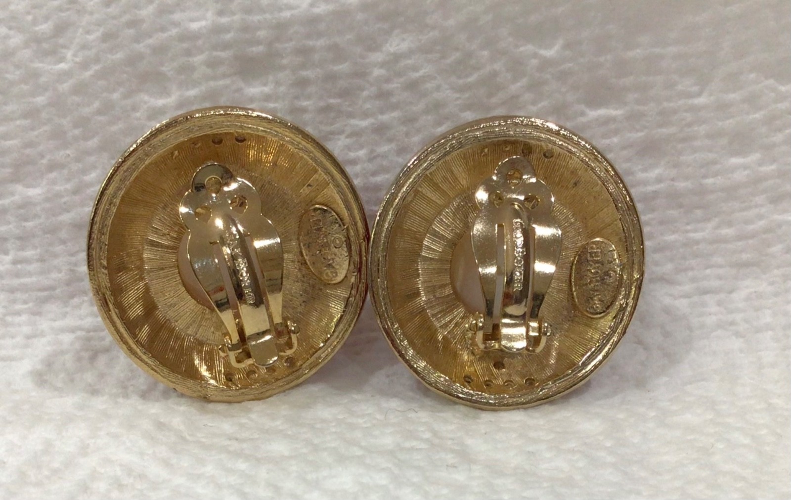 Gay Boyer Faux Pearl Red Enamel Gold Tone Clip On Earrings Vintage