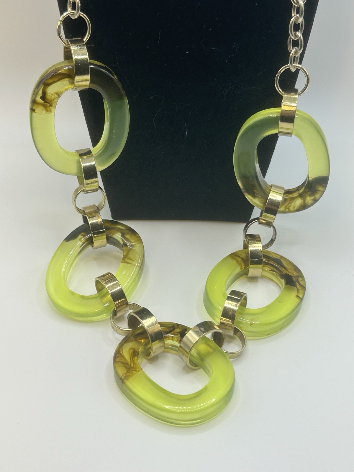 Vintage Acrylic Green Tortoise Shell Link 30” Necklace Estate Statement Jewelry