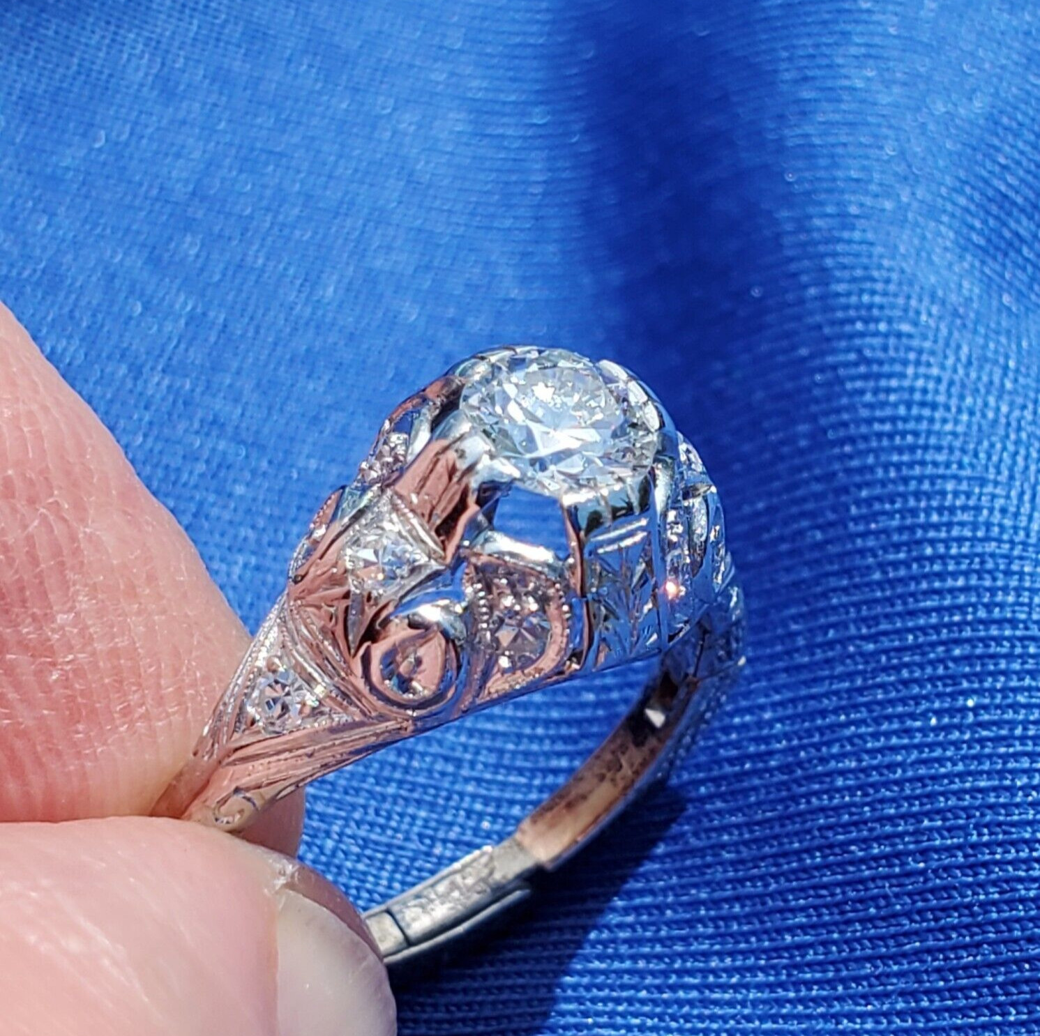 Original EARTH MINED DIAMOND art DECO Engagement Ring Vintage PLATINUM Solitaire