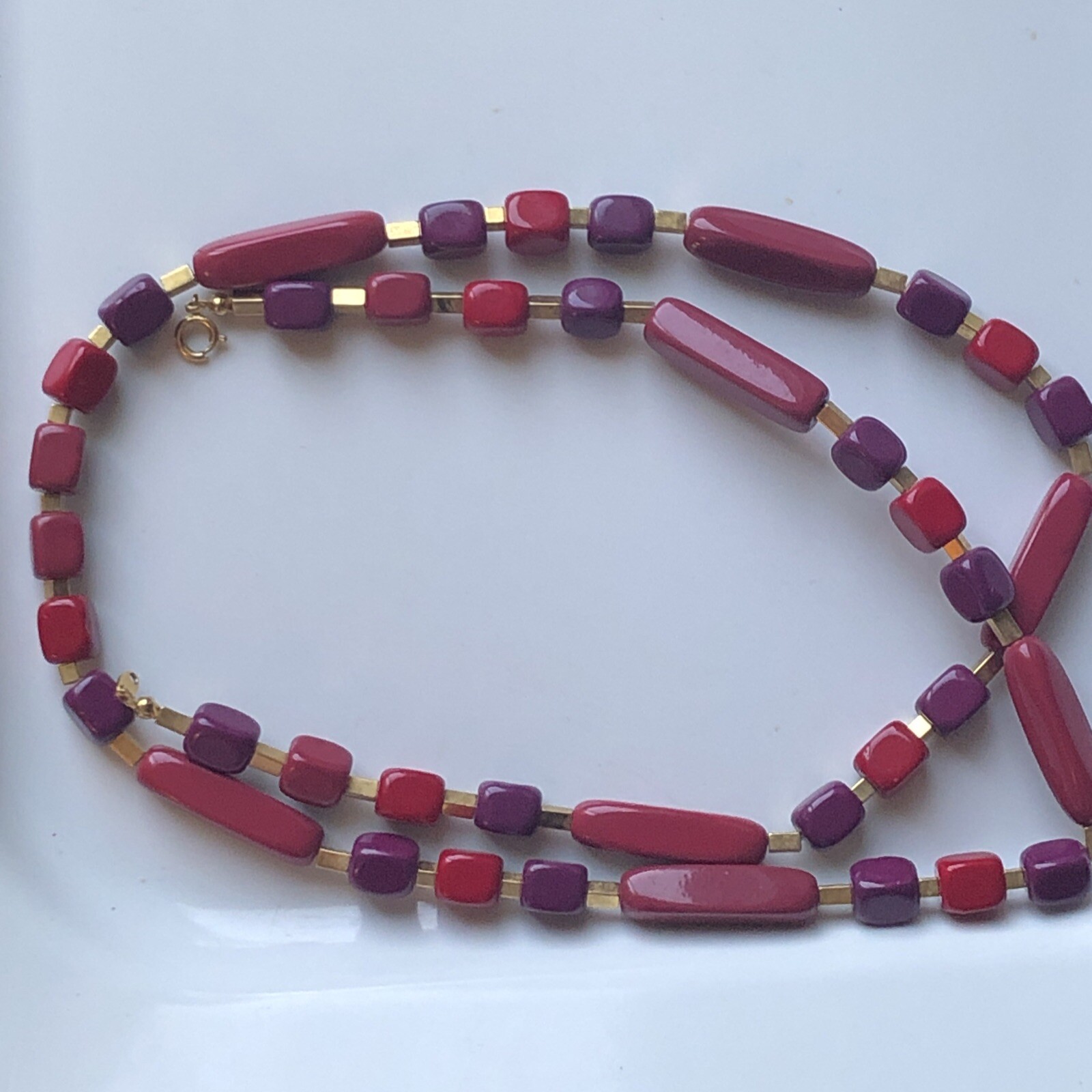 Pink Purple Red Necklace Gold Tone Signed 29” Rectangular Vtg Trifari