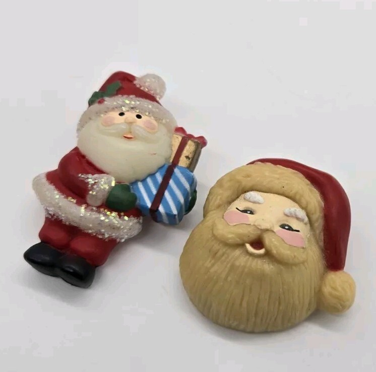 Fun World Santa Claus Brooch Christmas Pin Lot of 2 Vintage Holiday