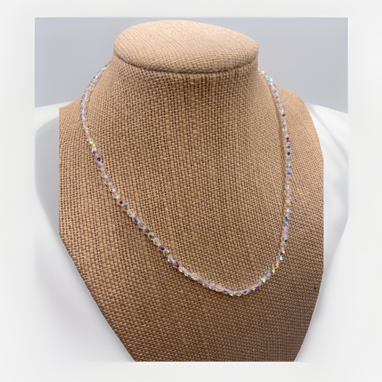 Vintage Aurora Borealis AB Faceted Crystal Glass Bead Necklace 16″ Iridescent