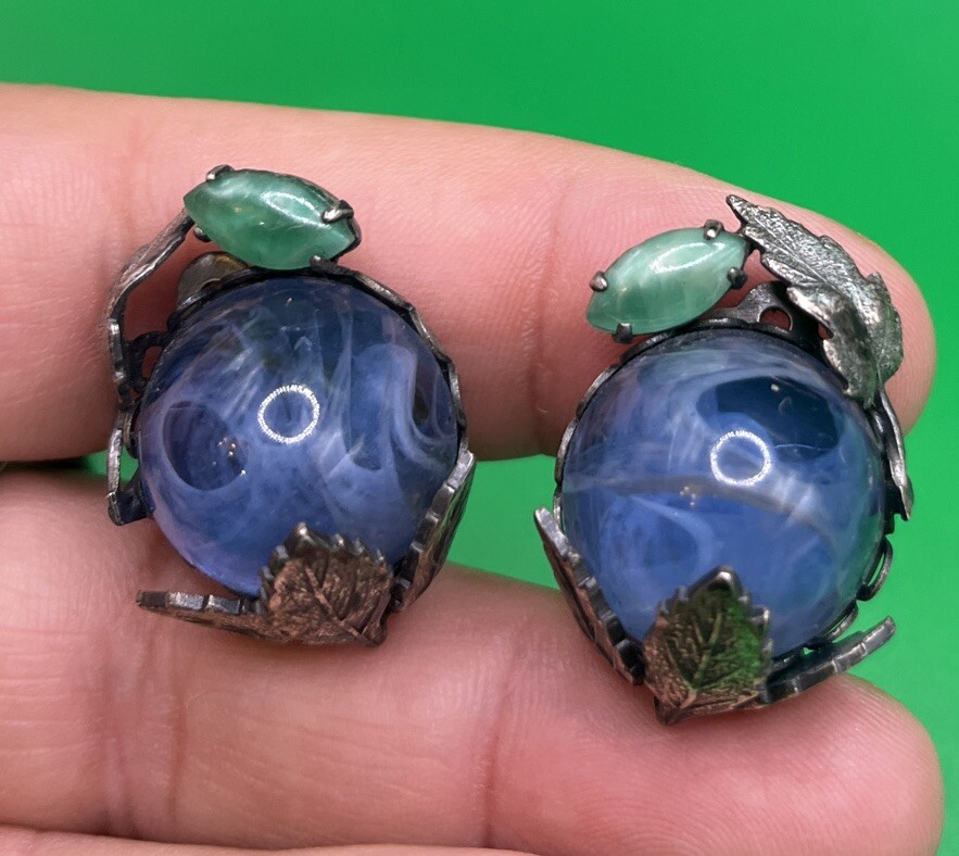 Vintage Silver Tone Blue Gripoix Glass Cabochon Clip Earrings? Austria?
