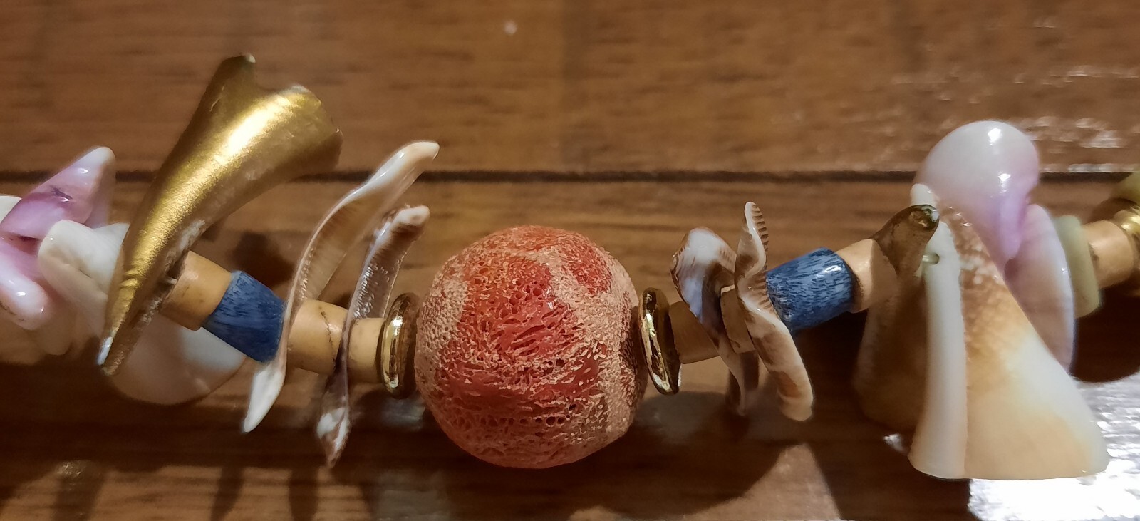 Colorful Shell And Bead 16″ Choker Resin Plastic Metal Charms Spring Closure EUC