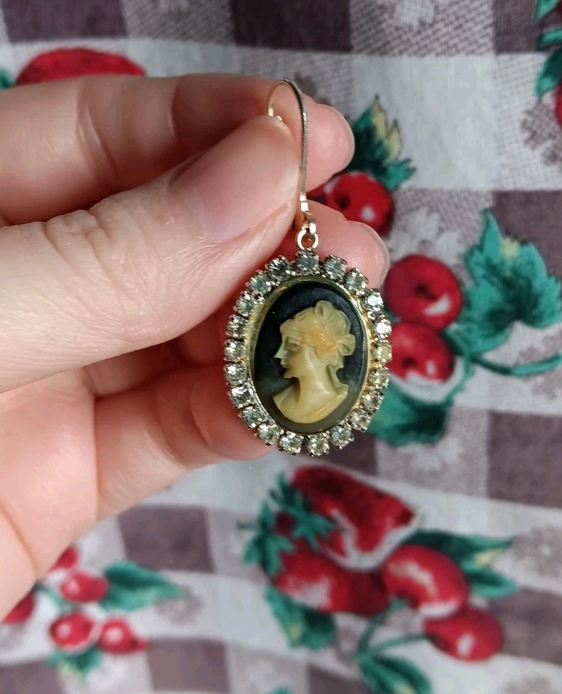 Vintage Park Lane Black & Clear Rhinestone Faux Cameo Set Brooch Ring & Earrings