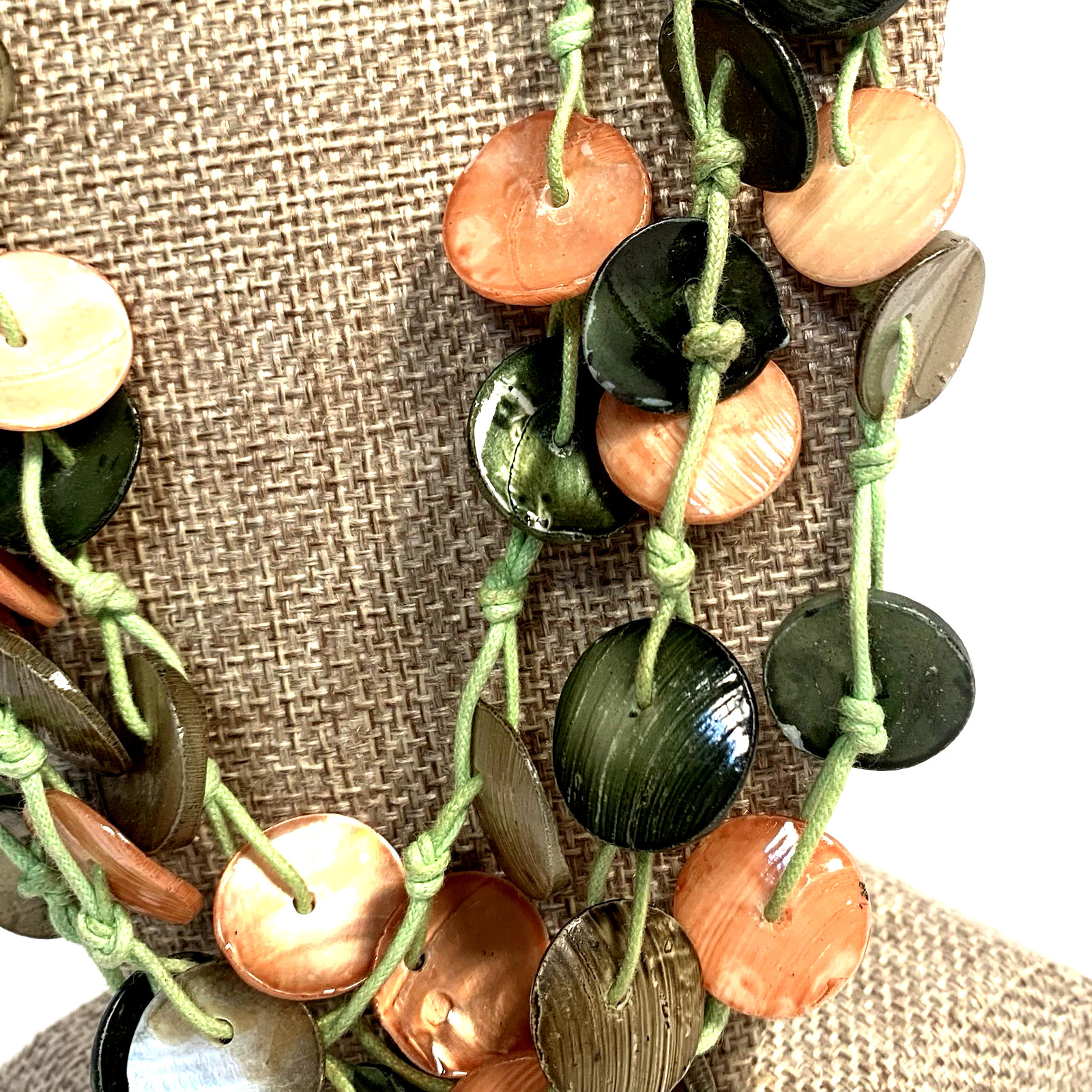 Vtg Boho Shell Disc Necklace Coastal Grandma Green Peach Beach Y2K 22″ Cord