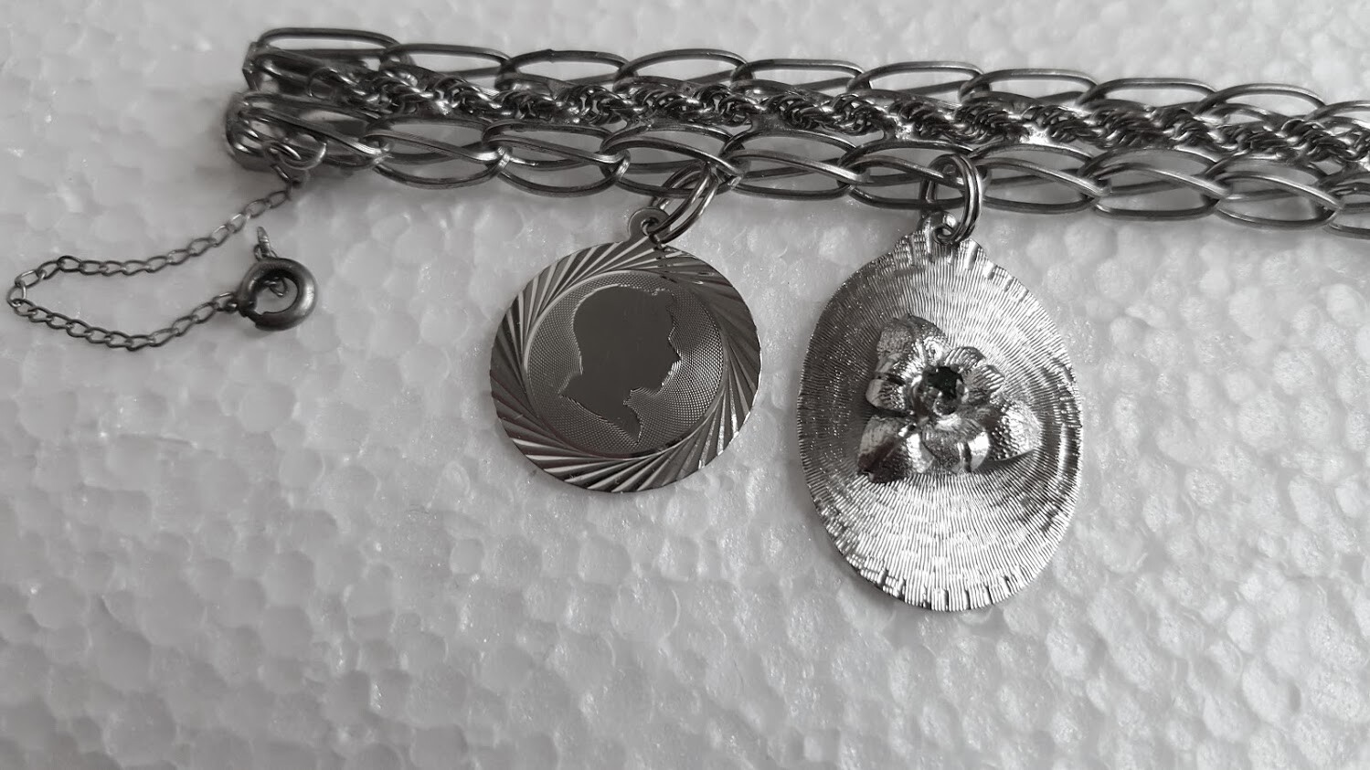 Great Vintage Sterling Starter Charm Bracelet With Charms 7 1/2″ Long