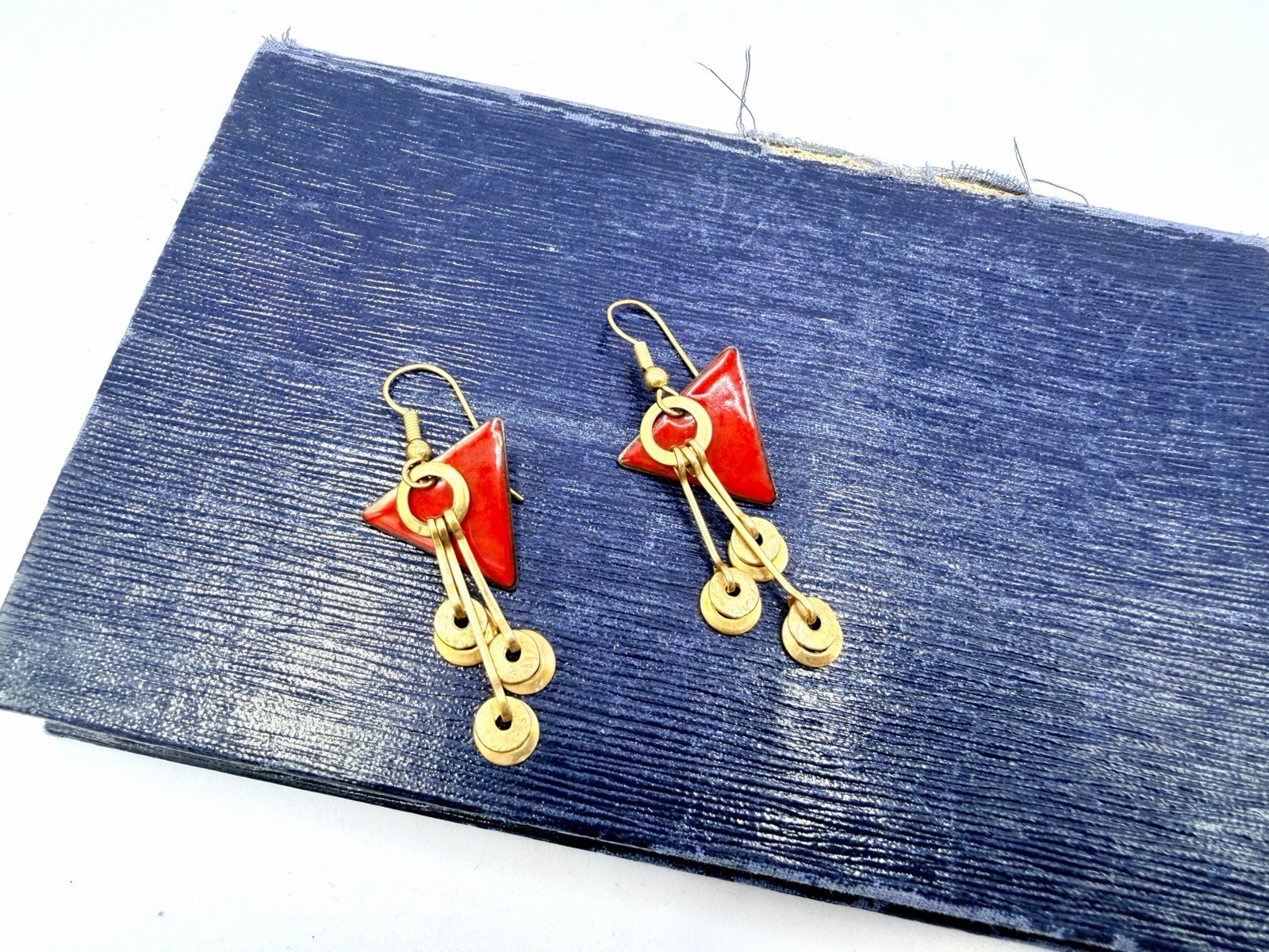 Vintage Artisan Geometric Open Circles Gold Red Triangle Earrings 1980s DbG M