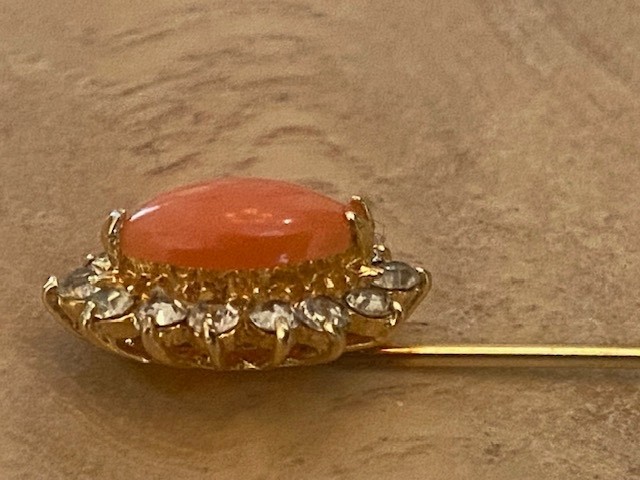 Vintage 1980s Set of Pink Coral & Dimond Pin and Stud Earrings – Gold Plated