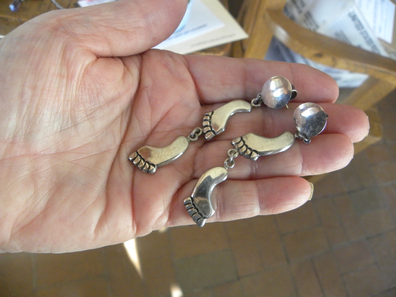 EMILIA “LOS CASTILLO” MEXICAN STERLING SILVER DANGLING FOOTPRINT EARRINGS 3″