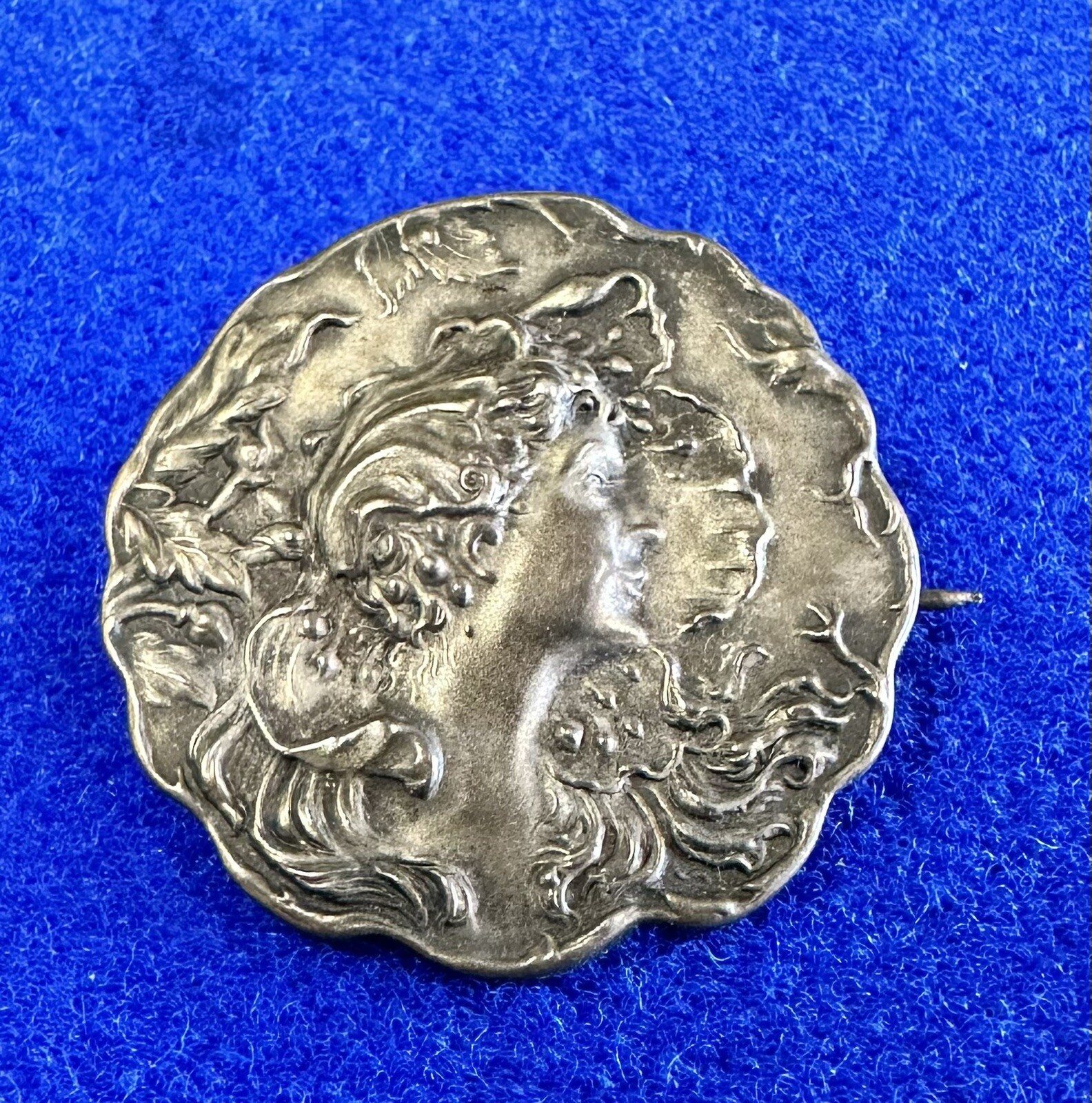 Art Nouveau Brooch Sterling Top Lady’s Portrait With Totally Original Hook Clasp