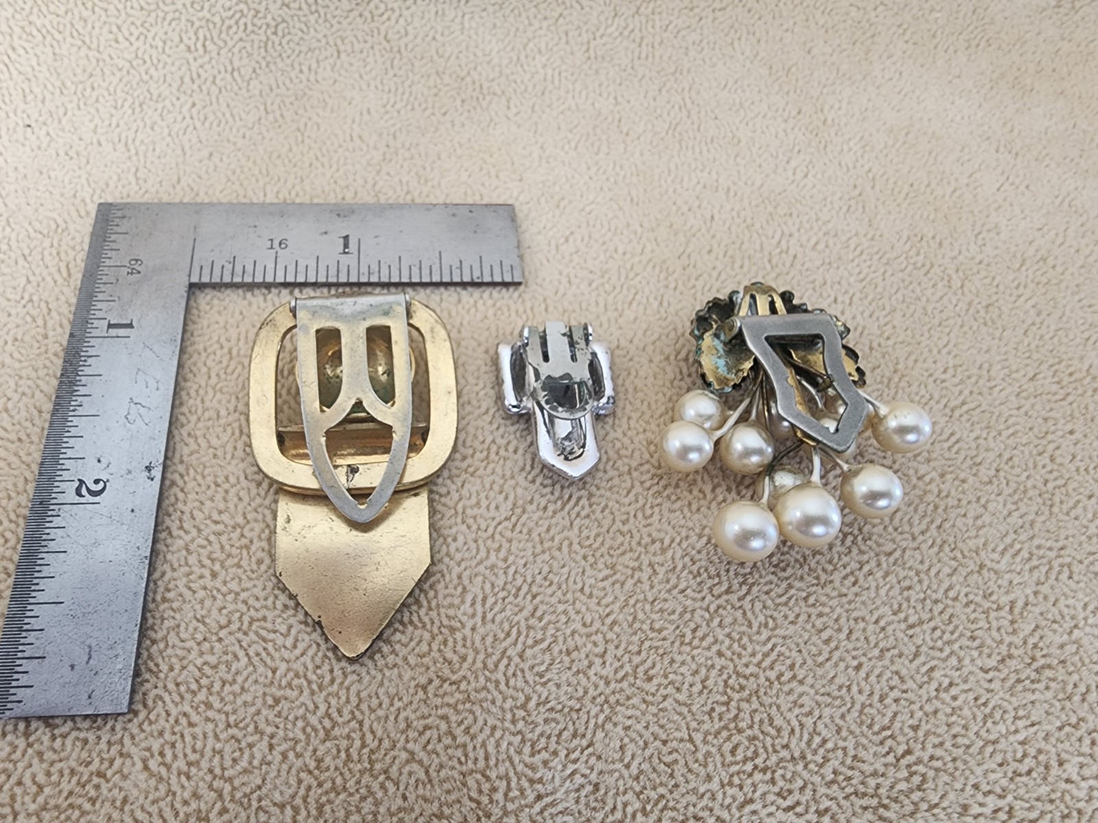 Vintage Lot of 3 Dress Fur Clip Faux Pearl Brass Beautiful