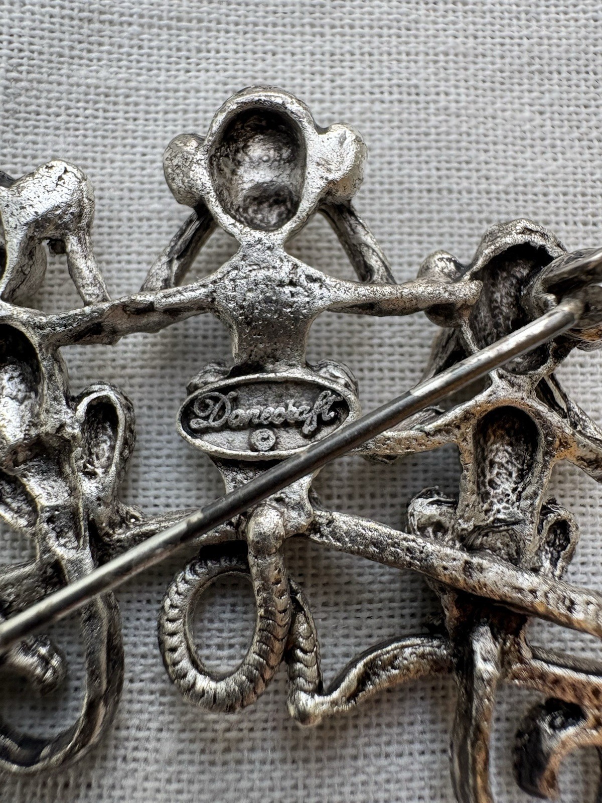 Vintage Danecraft See-Hear-Speak No Evil Monkey Brooch Pin – Pewter