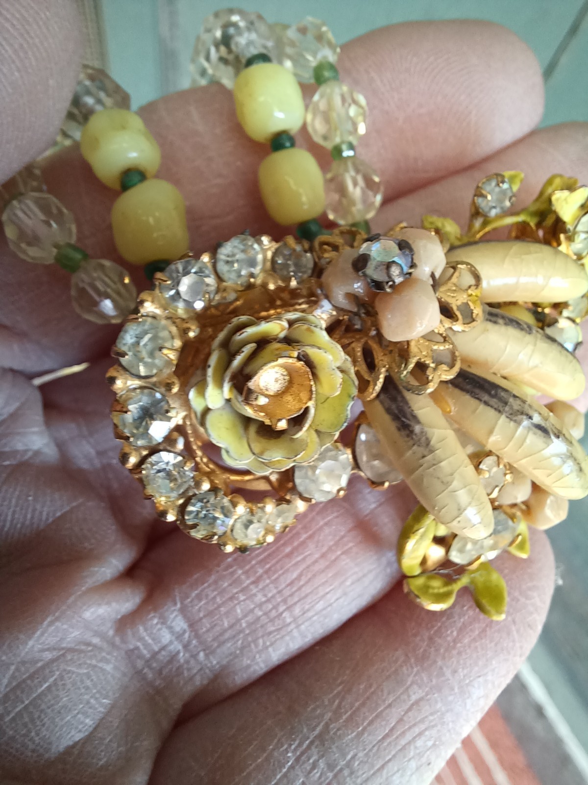 VINTAGE MIRIAM HASKELL ? CRYSTAL BEADS RHINESTONE ENAMEL FLORAL CLUSTER NECKLACE