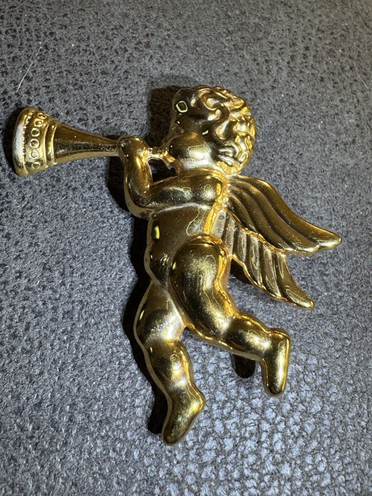 Angel Cherub With Trumpet Brooch Pin Pendant Gold Tone Vintage 2.25″