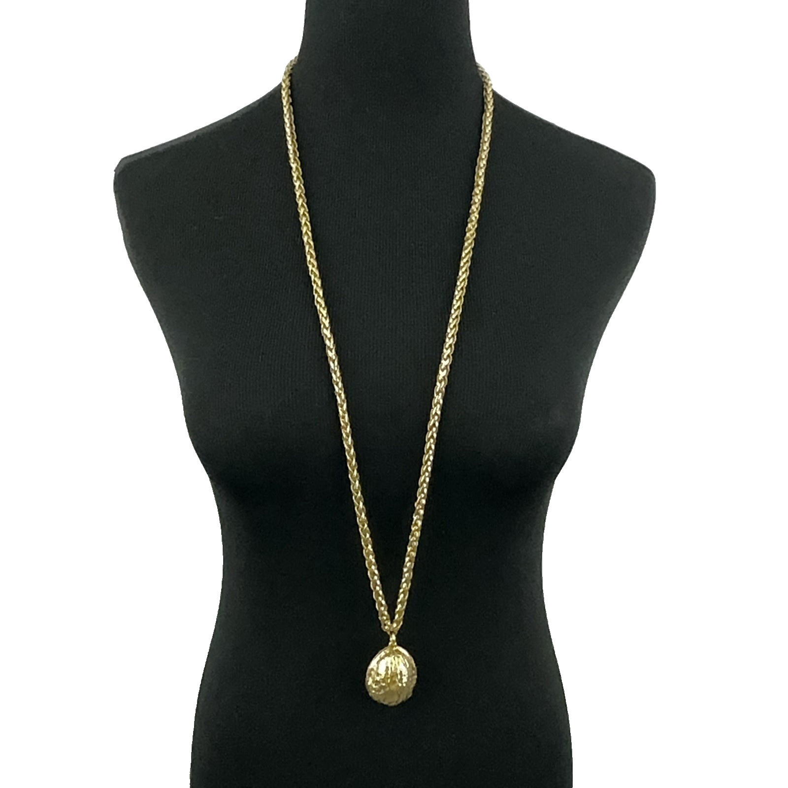 CAROLEE walnut locket necklace – 36.5″ gold-tone wheat chain chunky HTF pendant