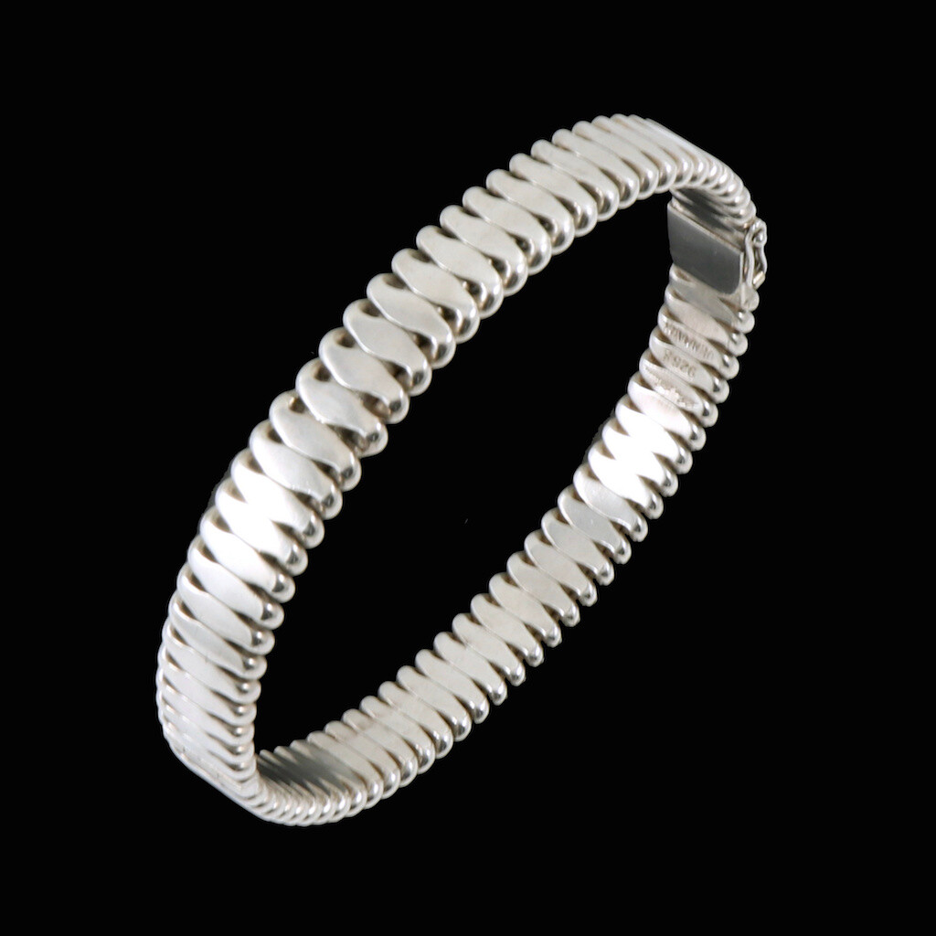 Hans Hansen. Hindged Sterling Silver Bangle #202.