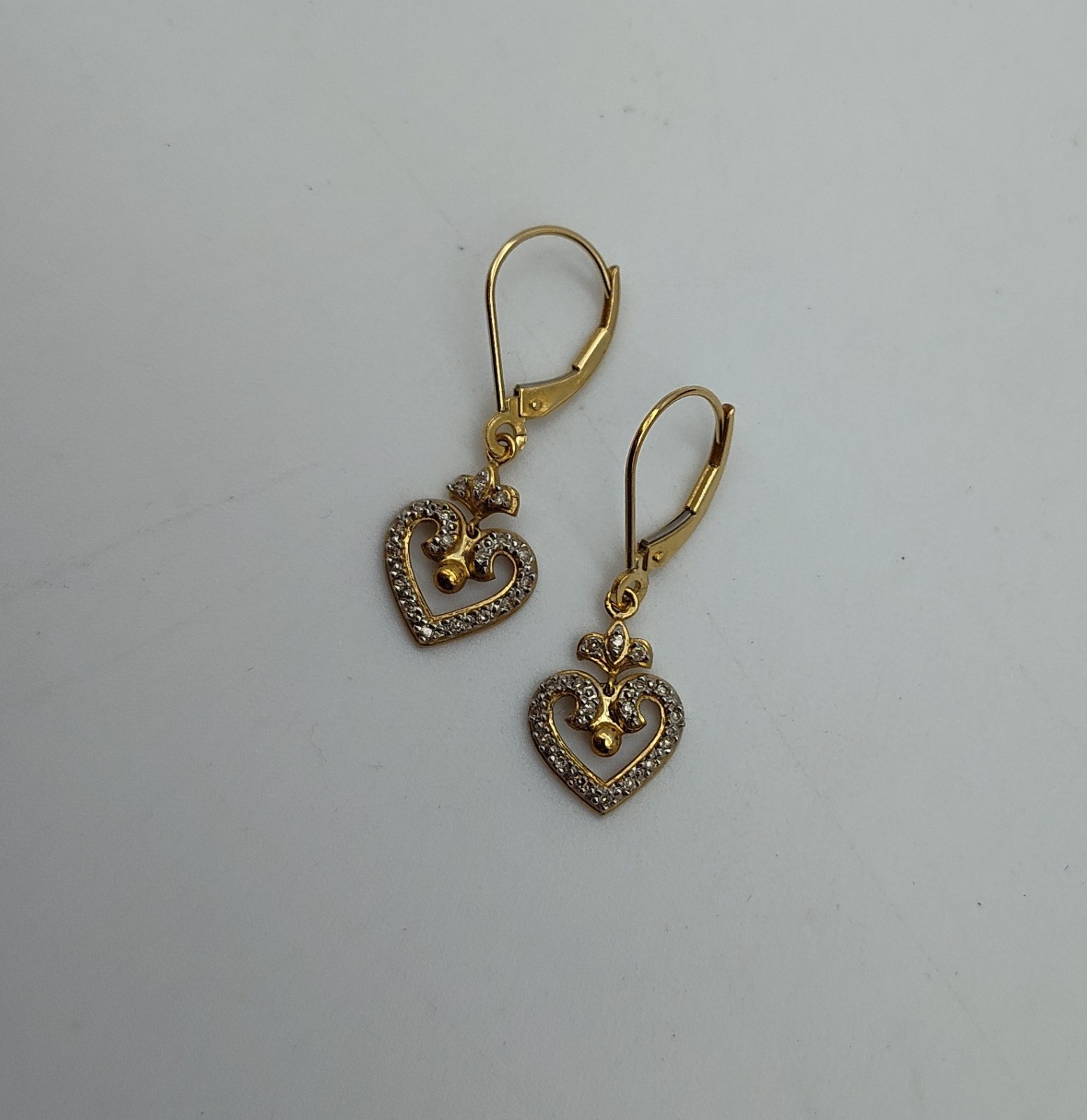 Vintage Heart Clear Stone 14k Solid Yellow Gold Post Earrings Dangle Drop