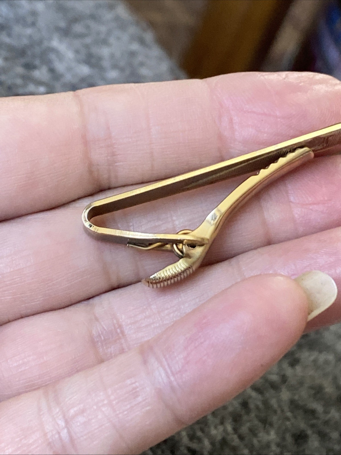 Vtg Conquistador 1950’s Goldtone Tie Bar Lightweight Brass