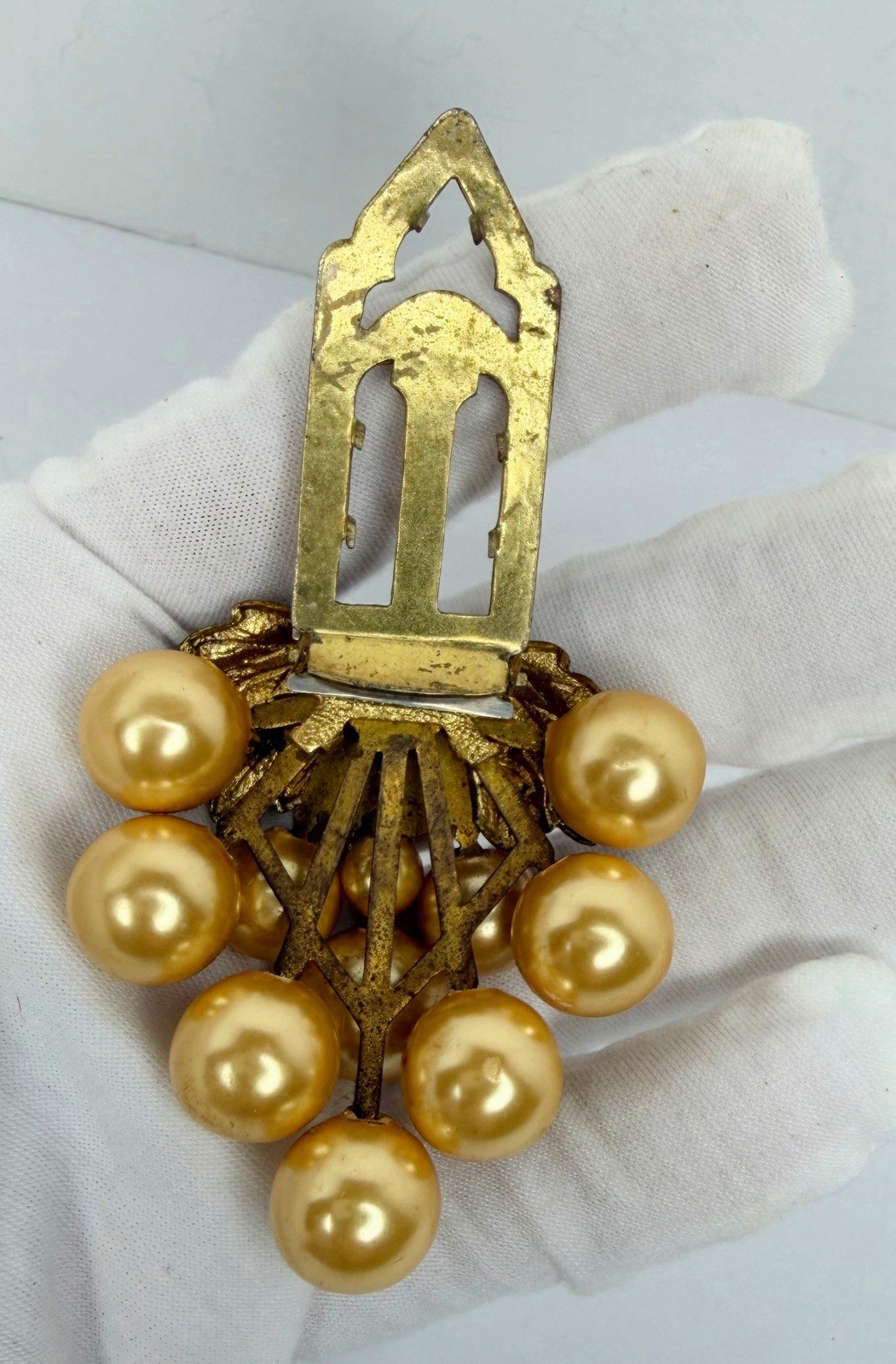 Vintage LARGE 2” Gold Tone Bunch Of Grapes Faux Pearl Antique Fur Clip 1930s