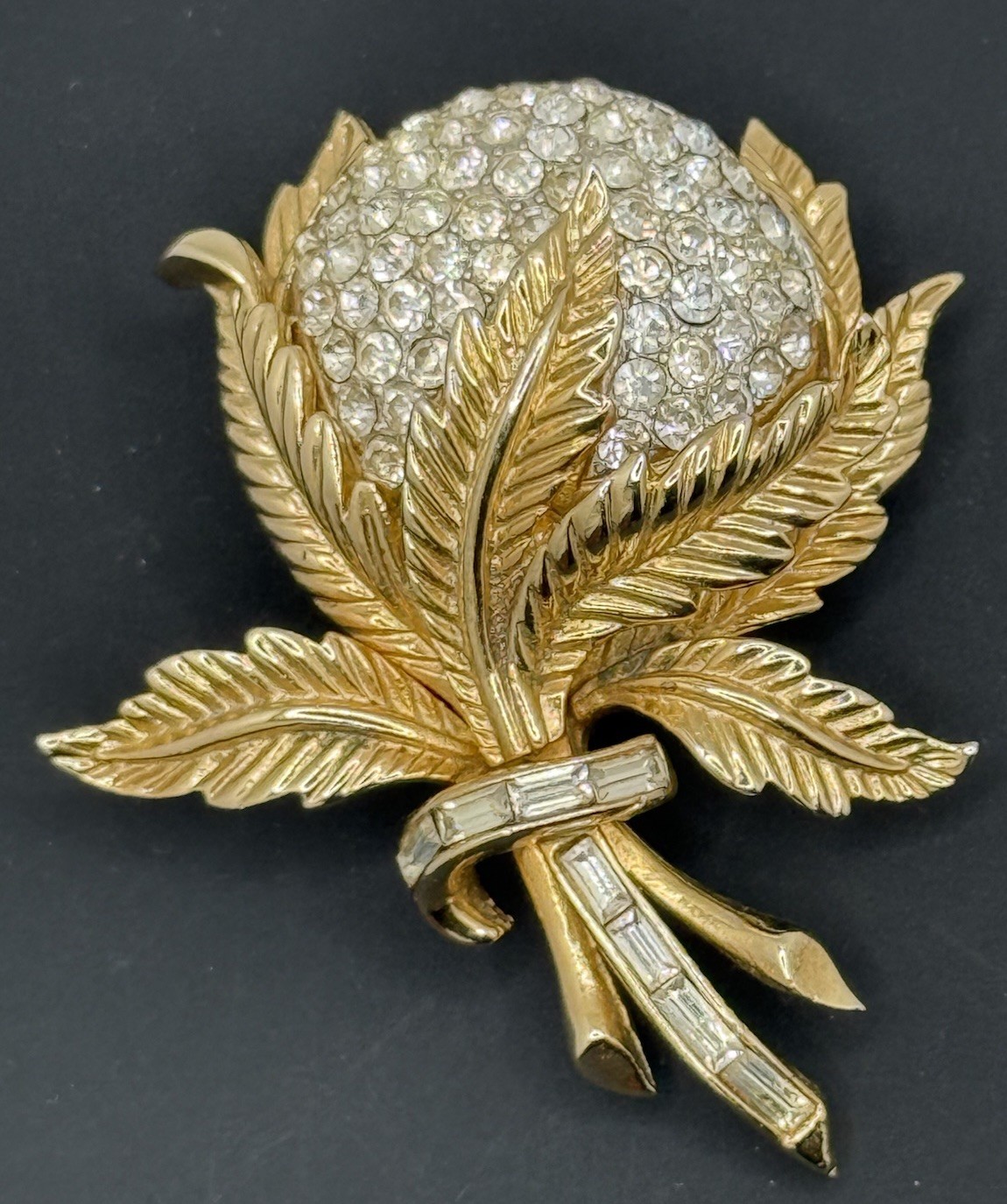 Vintage Coro Brooch Pin Bulbous Rhinestone Flower Bud Gold-tone Finish High End