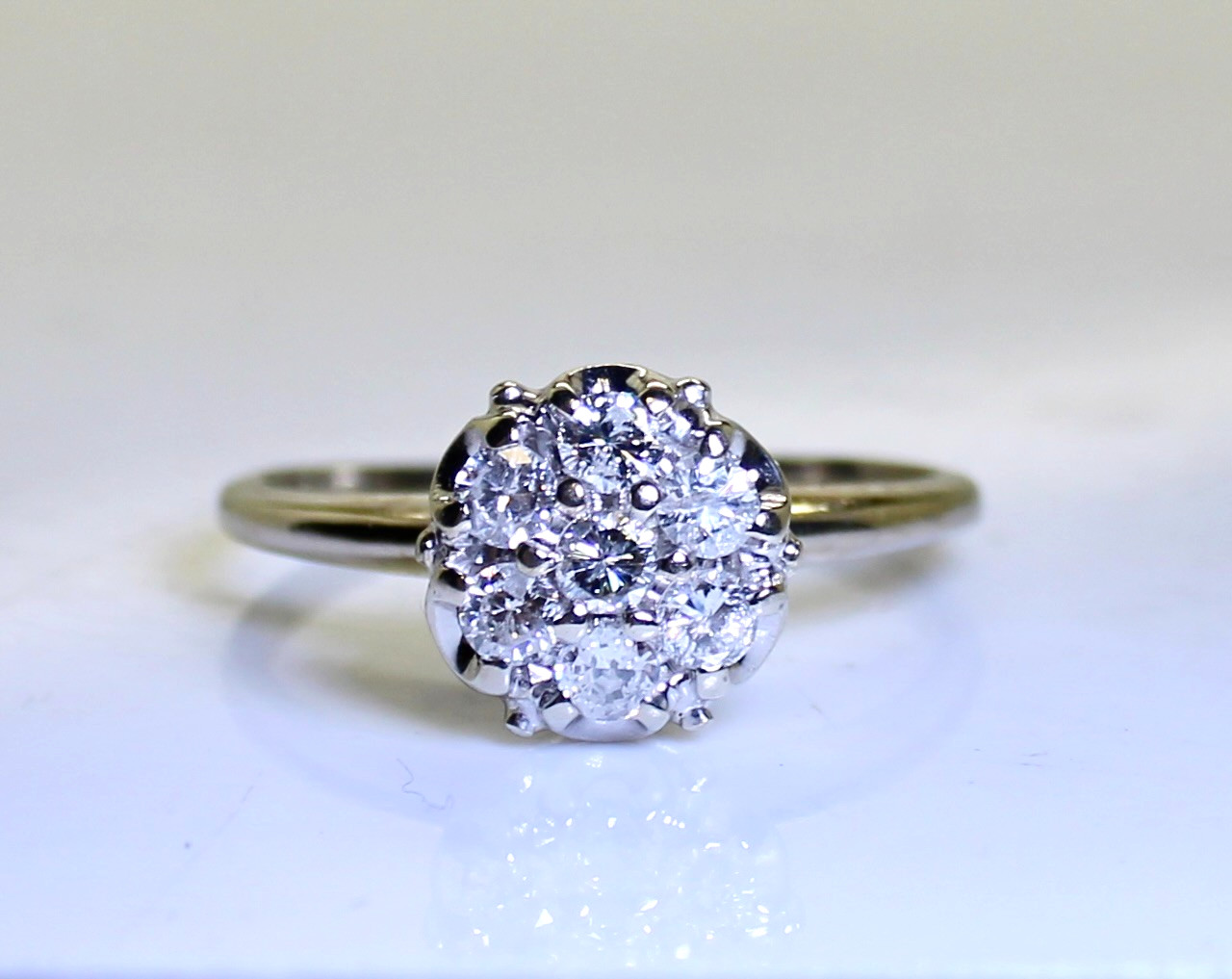 Beautiful Vintage Ladies 10K White Gold .35 Ctw Diamond Cluster Ring, 1/3+