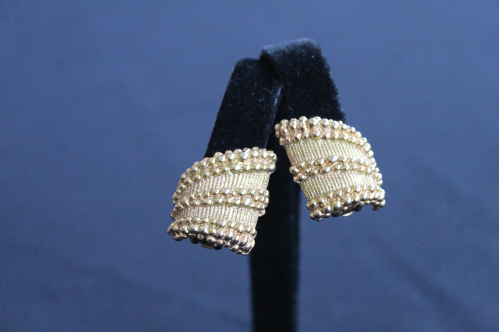 Vintage Orena Paris Gold Tone Earrings – Clip