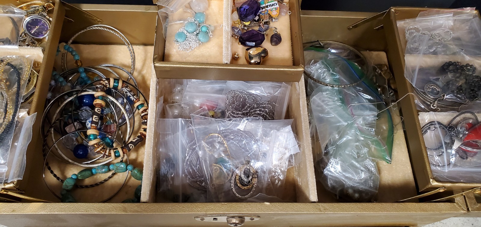 Vintage Estate Costume Jewelry Lot Retro MCM Modern Gold Silver Color (shelf)