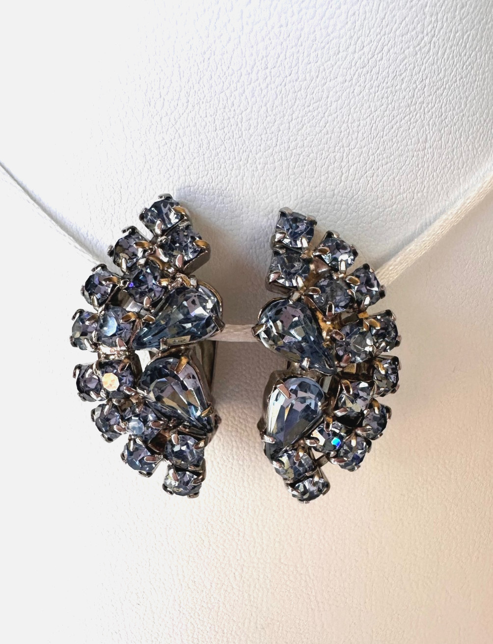Stunning Vintage Blue Rhinestone Long Necklace and Matching Clip On Earrings