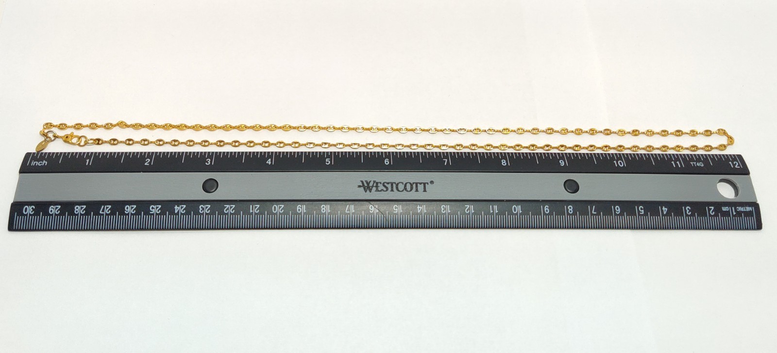 Beautiful Vintage signed MONET 24″ X-Long Gold Tone Chain Link Necklace