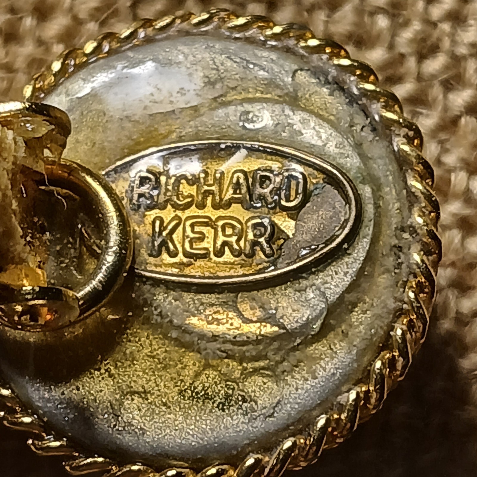 Vintage Richard Kerr Signed Gold Tone Austrian Crystal Clip On Earring Braided