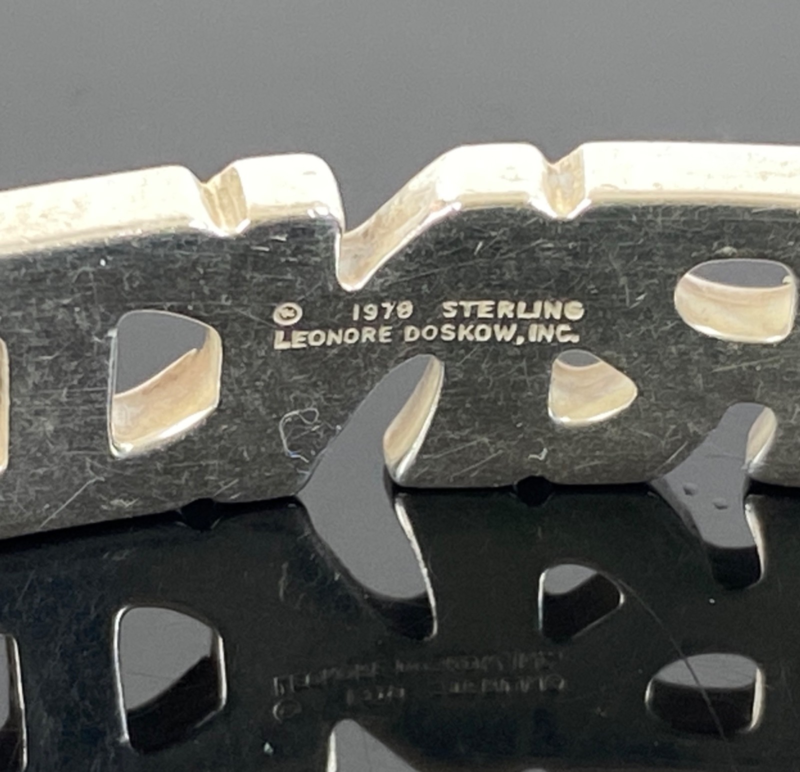 LEONORE DOSKOW Vintage Sterling Silver “Ernie” ID Bracelet – 34.8g / circa 1978