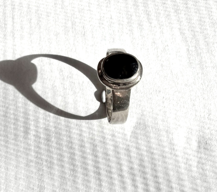 Vintage CW Charles Winston 925 Sterling Silver Black Onyx Ring Size 8.25