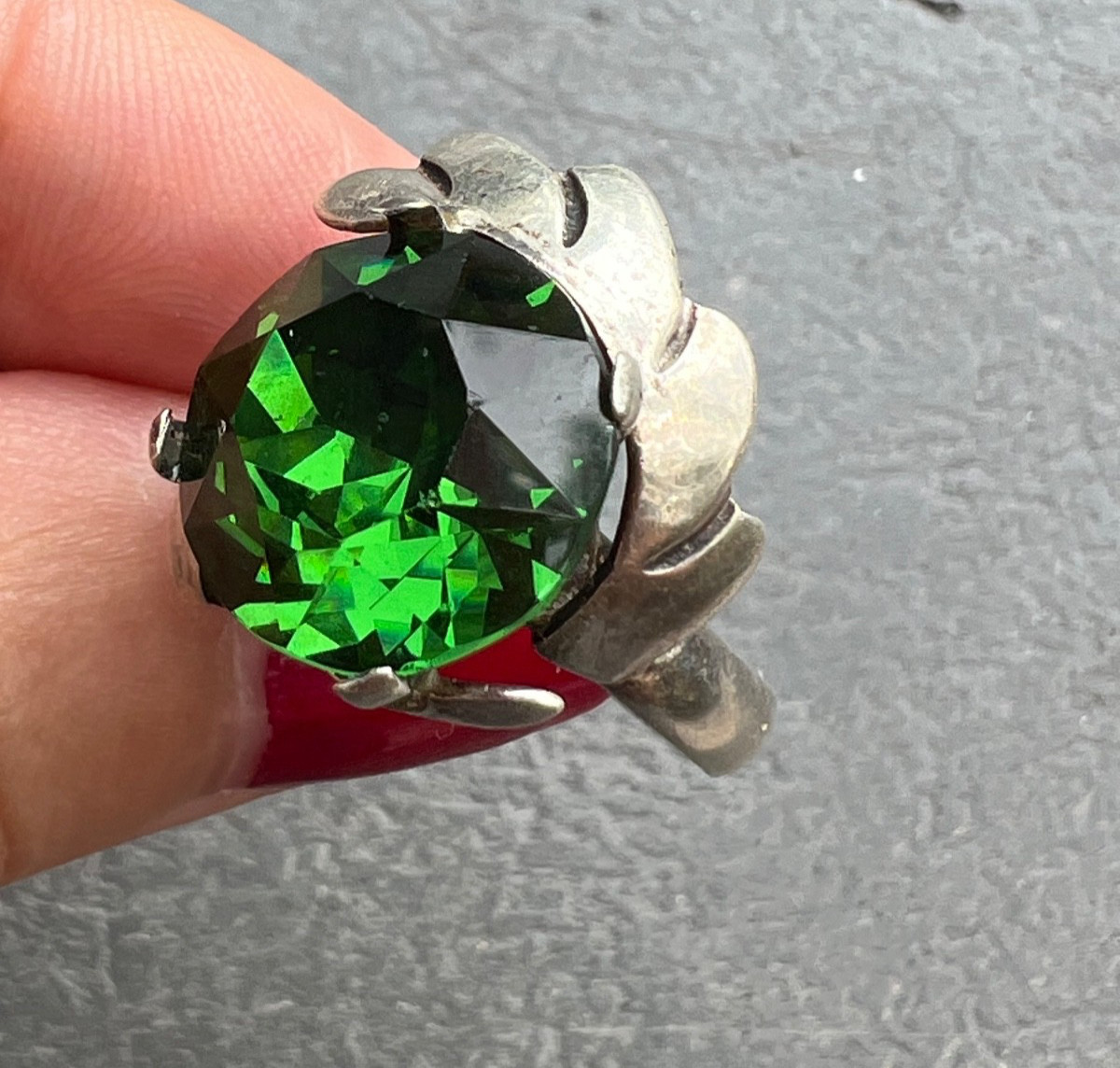 VINTAGE LARGE ROUND GREEN PASTE GLASS RHINESTONE RING 925 STERLING SLVER MEXICO