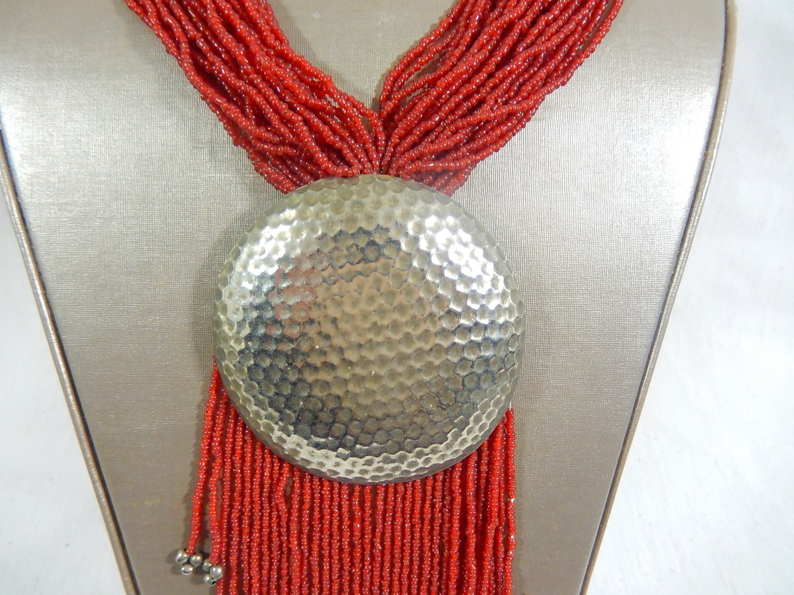 VTG MASSIVE TRIBAL CORAL GLASS BEAD SILVER TONE FRINGE NECKLACE BIB STATEMENT