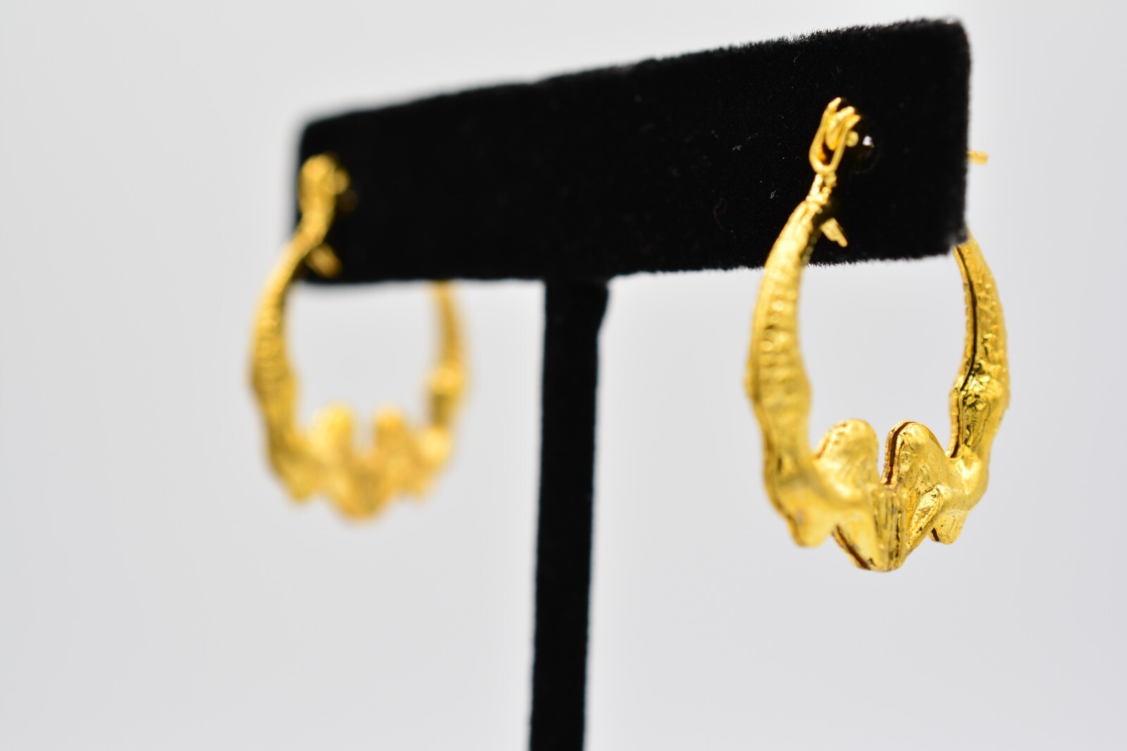 Vintage Hoop Earrings Kissing Mermaids Gold Lightweight Metal NOS 1980s BinA1