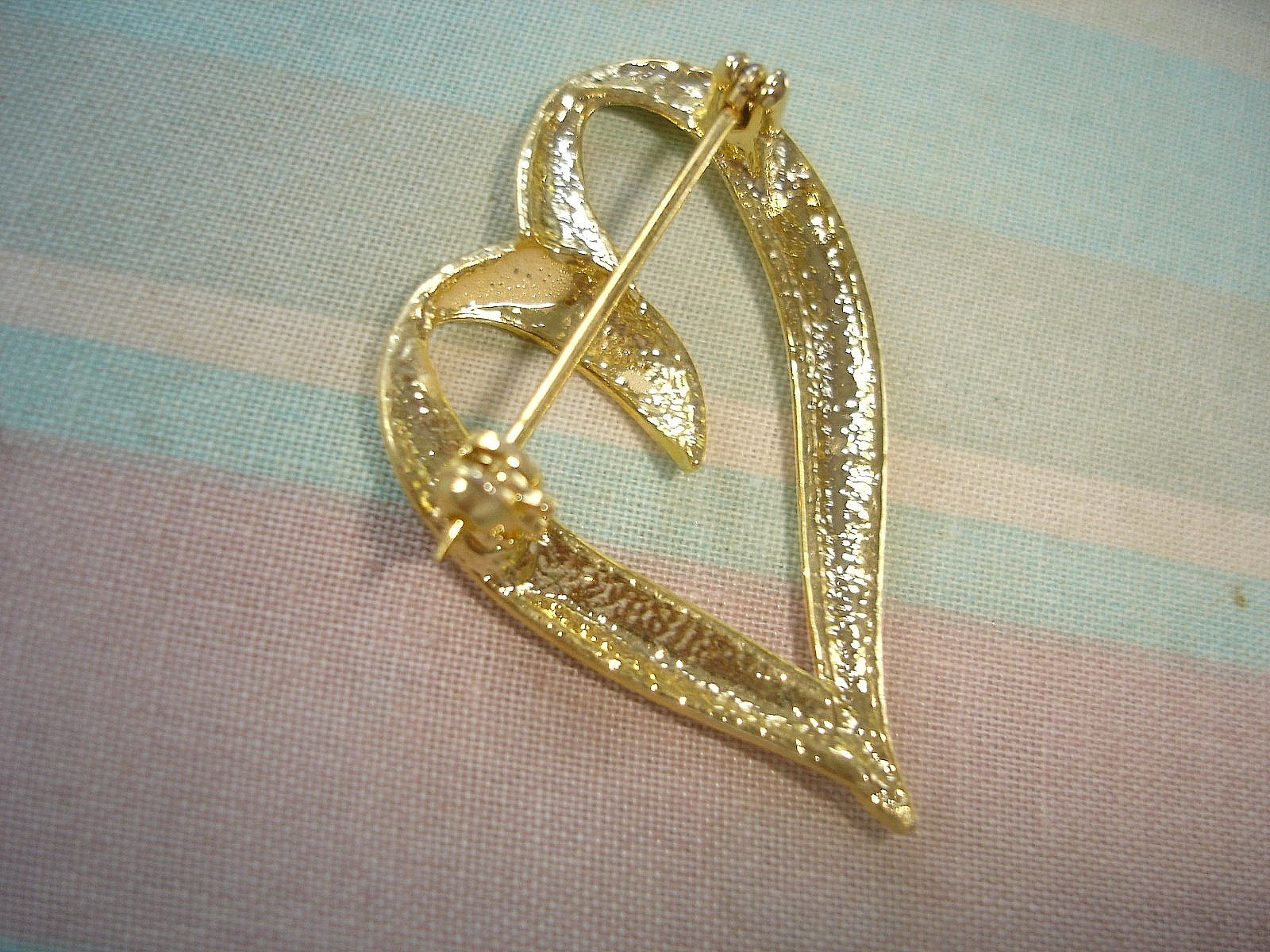 Vintage LOT of 6 HEART & ANGEL Pin Brooches-4 Heart, 2 Angels-Pearls Rhinestones