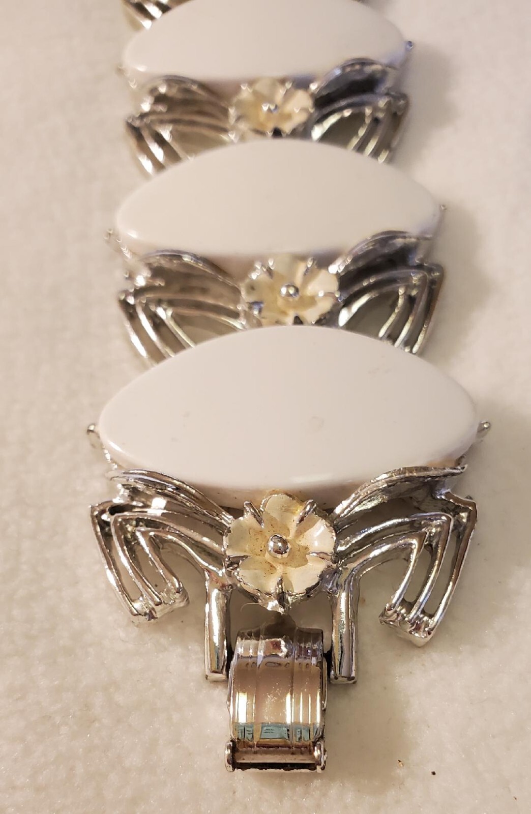 Vintage Thermoset Silver Tone With White Enamel Bracelet