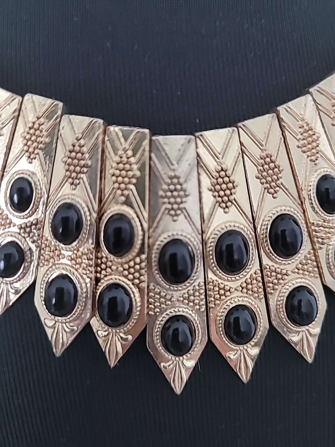 Vintage 1980s Gold Tone Black Cabochon Bib Statement Necklace
