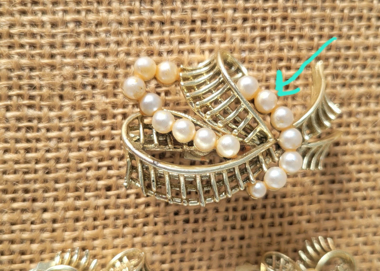 Vintage Faux Pearl Bow Pin Brooch & Clip Earring Set, 1970’s Gold Tone Jewelry