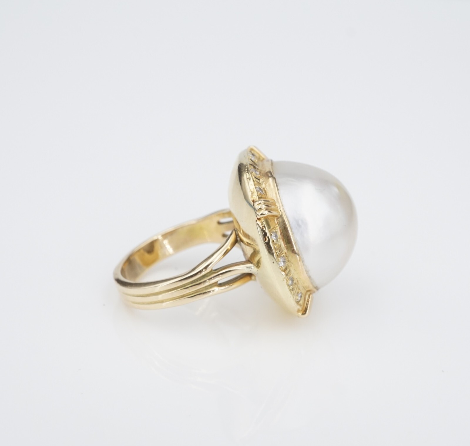 Vintage Mabe Pearl Diamond Cocktail Ring 14k Yellow Gold Size 5.75 17.5mm RG4747
