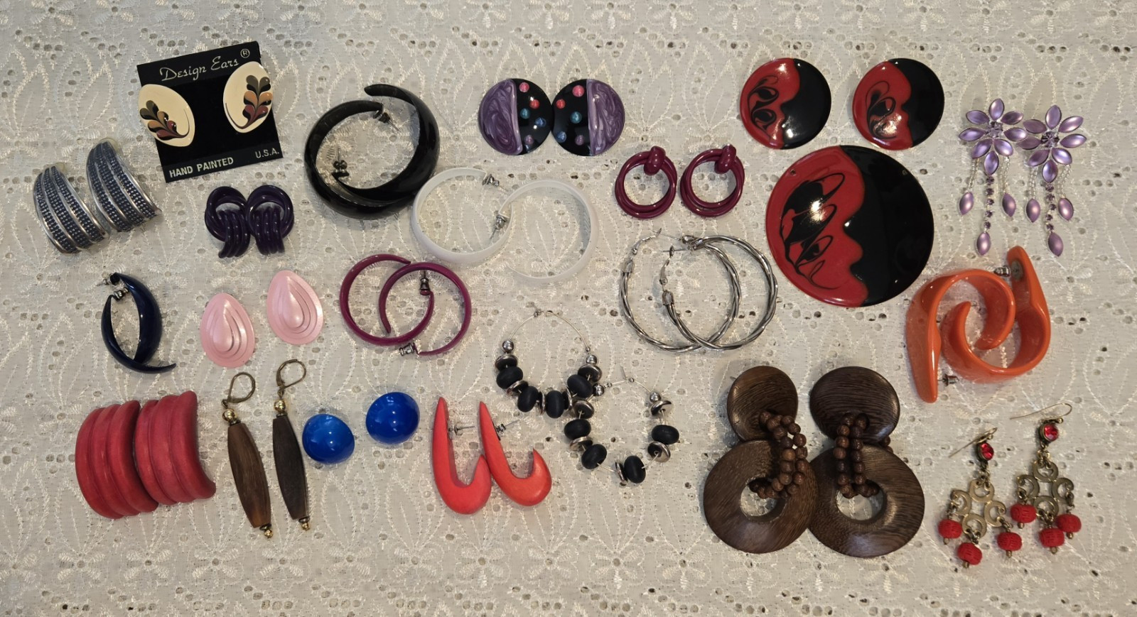 VTG “60s-80s” Lot of 20 Pair Pierced Earrings, 1 Set Earrings & Pendent Preloved