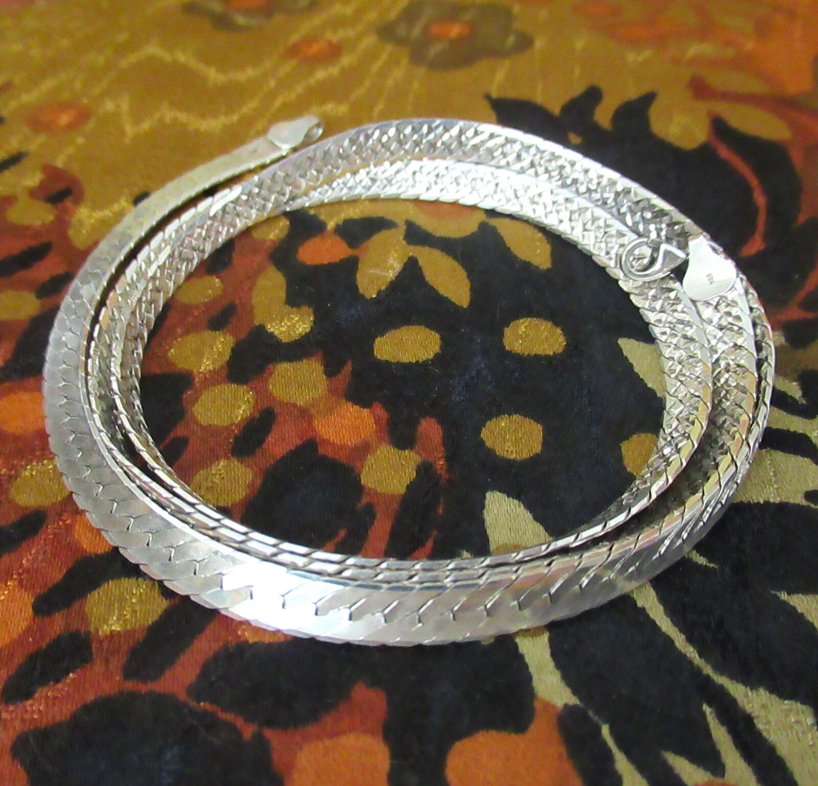 Vintage Sterling Silver Herringbone Link Chain Necklace 925 Italy 5.3mm 24″ Long