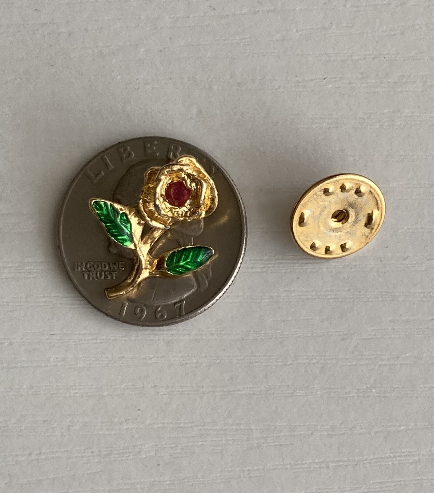 Vintage Rose Flower Lapel Pin Green Enamel Pink Spinel Gem Gold Tone 3/4in 3.3g