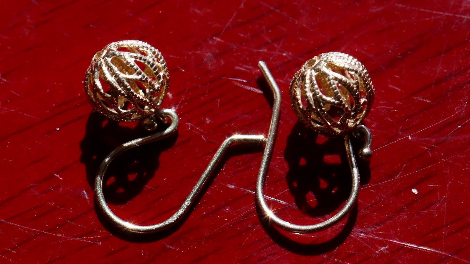 14k yellow gold earrings 7.5 mm gold ball 0.78″ dangle vintage 1.12gr N3686